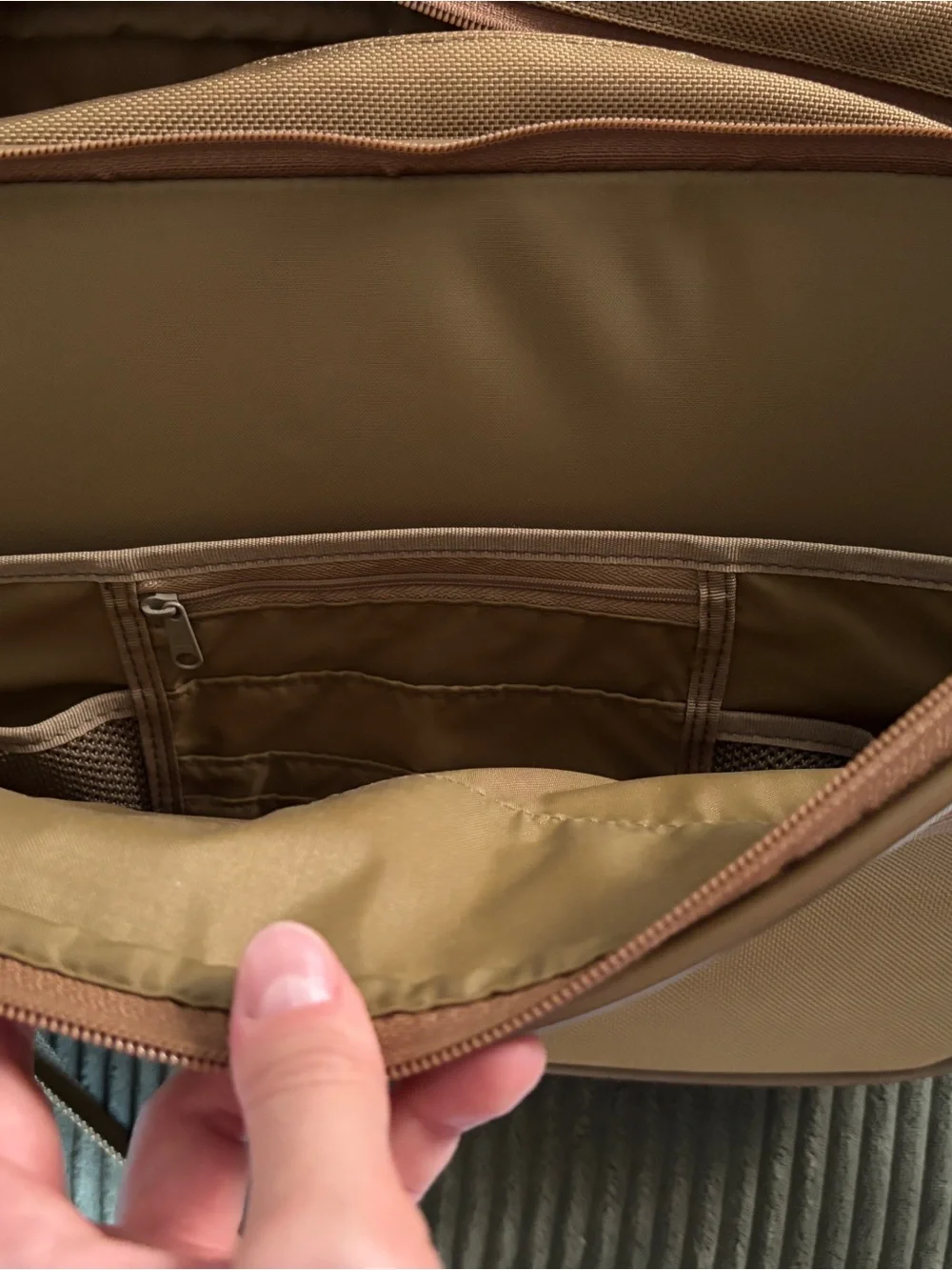Hartmann Brown Laptop Messenger Bag with Tan Trim
